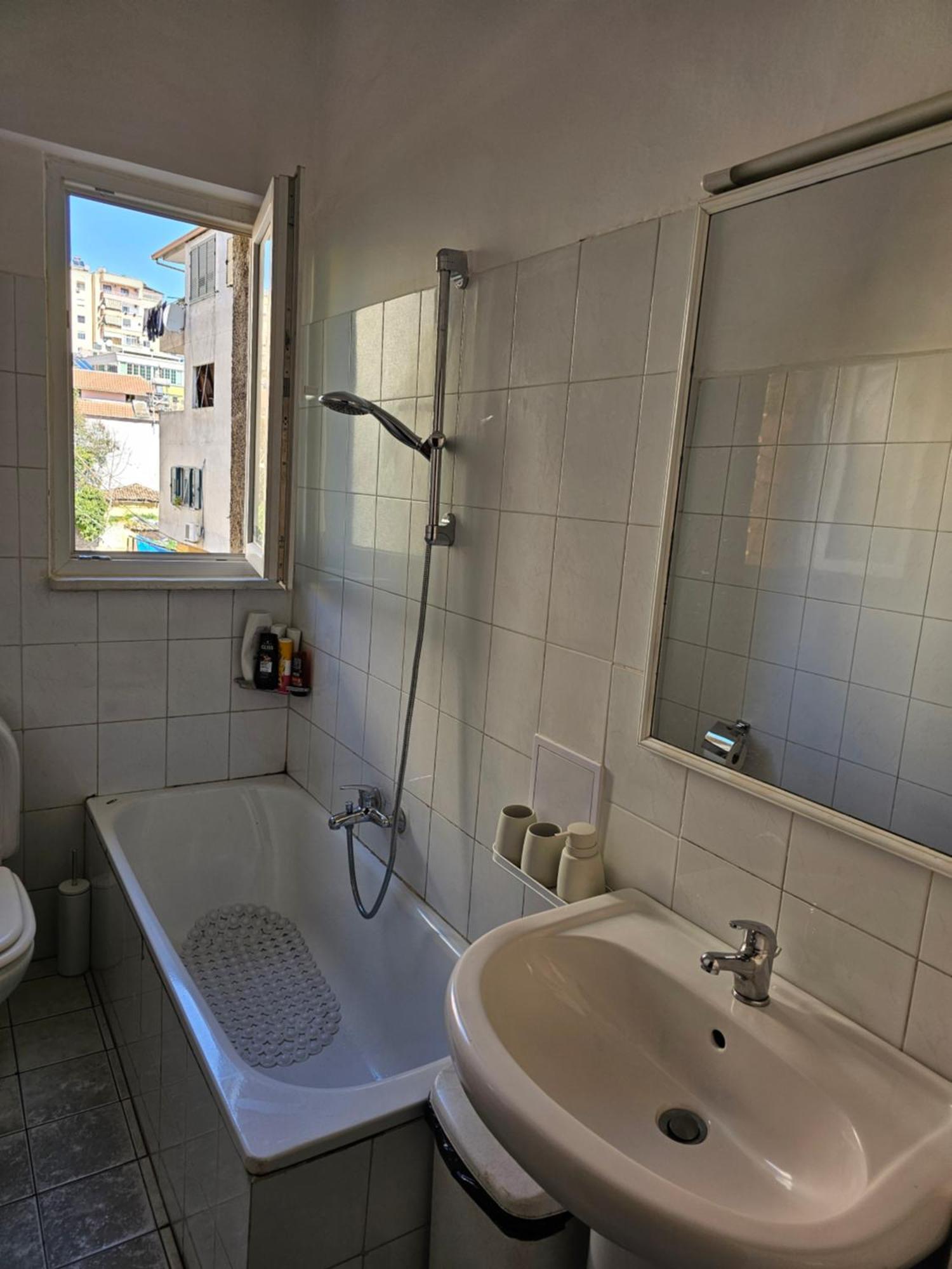 Alea2 Apartment Tirana Exteriör bild